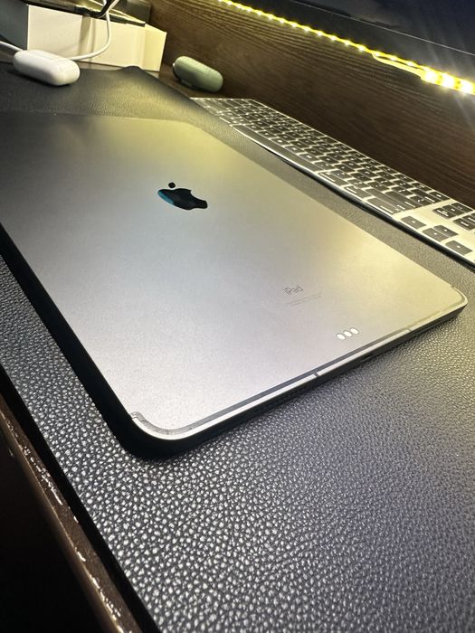 Ipad pro 12.9  5 gen wi-fi + sim 5G