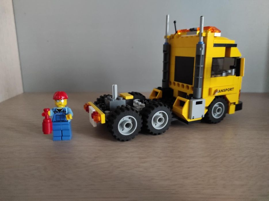 Lego City 7009 Тежкотоварен камион.