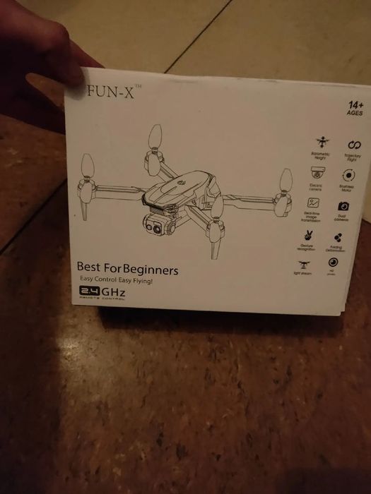 Продам новый дрон с 2 камерой
