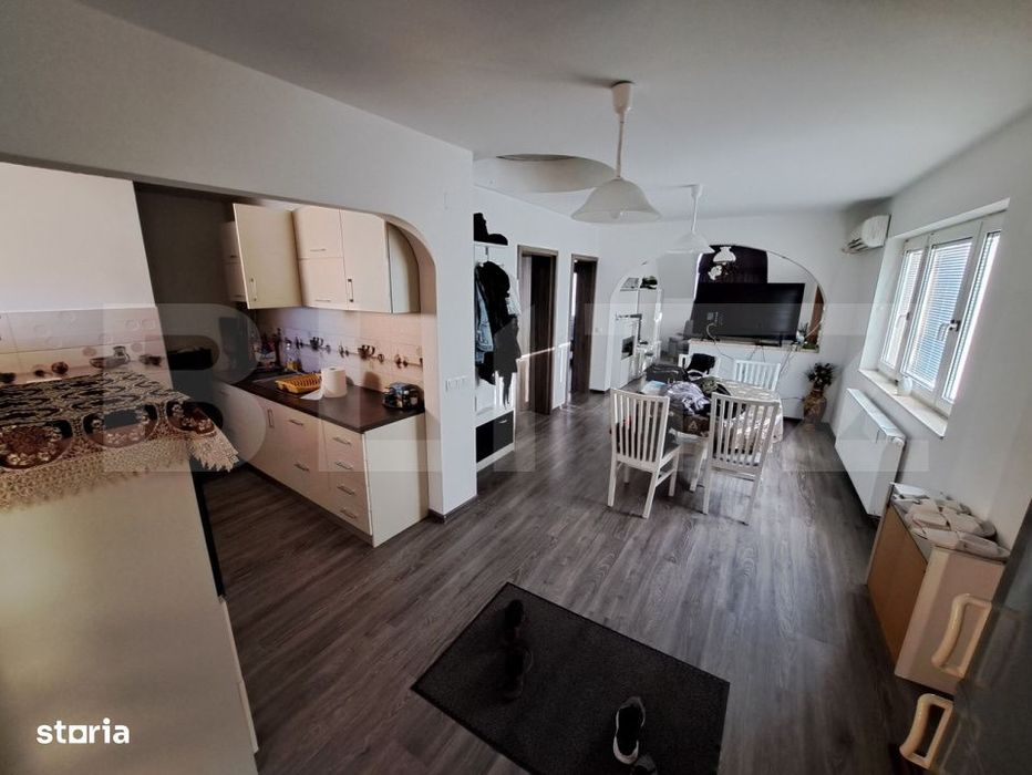 Afacere si casa de vanzare  ,228 mp, zona Semicentrala