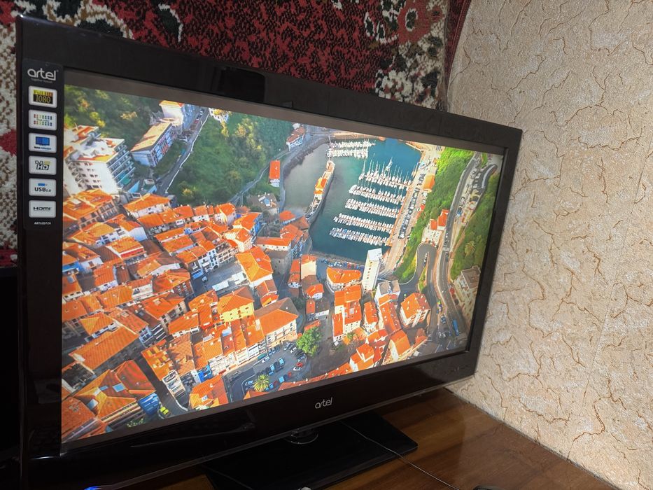 Телевизор Artel 42 artlcd 726