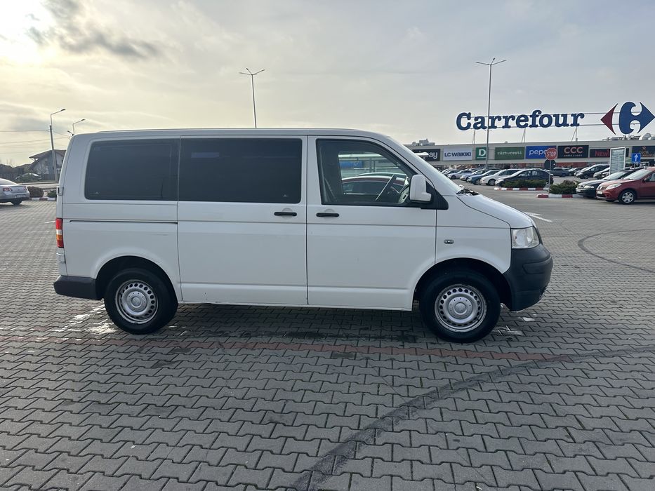 Autoturism VW Transporter T5