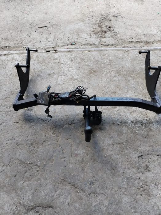 Vând cârlig dacia logan MCV faza 2