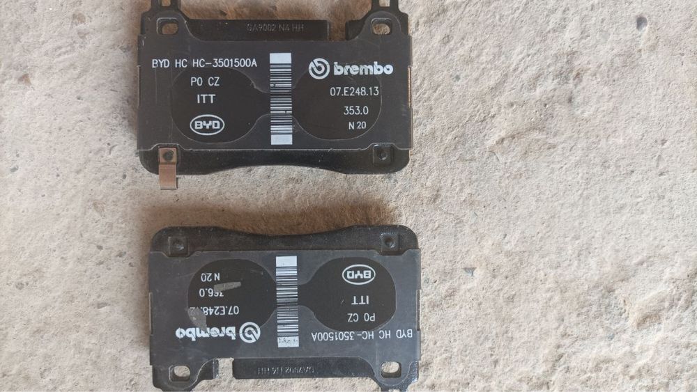 Byd запчасти в ассортименте