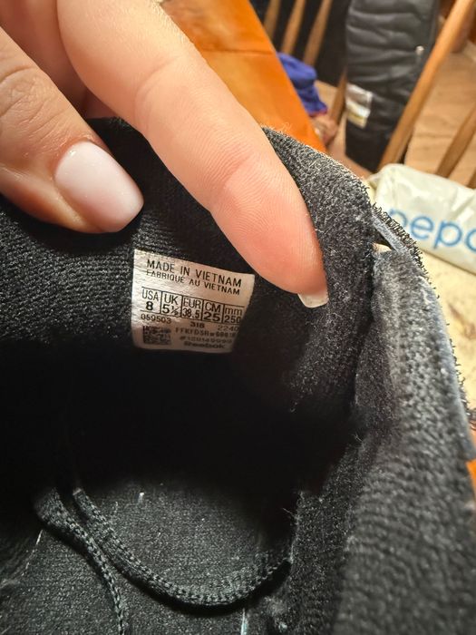 Маратонки скарпини