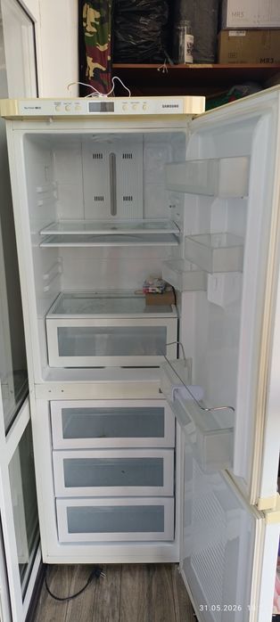 Продам холодильник