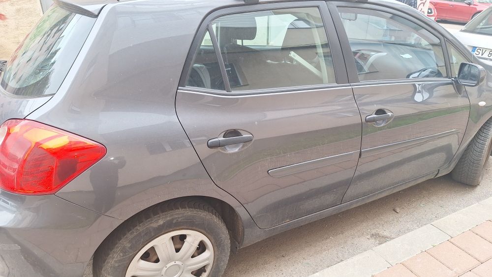 Suceava Vând toyota aurisu 2009 benzina 1.33