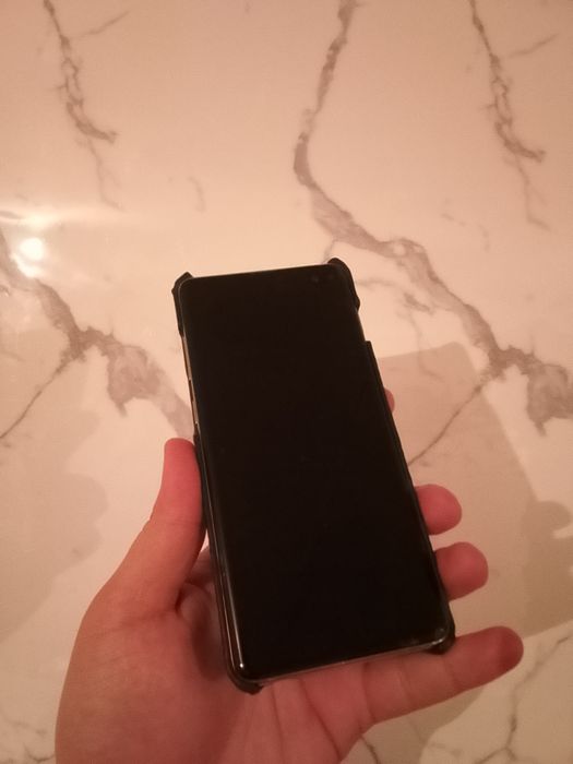 Продам Samsung s10plus + 8/128gb indriver!