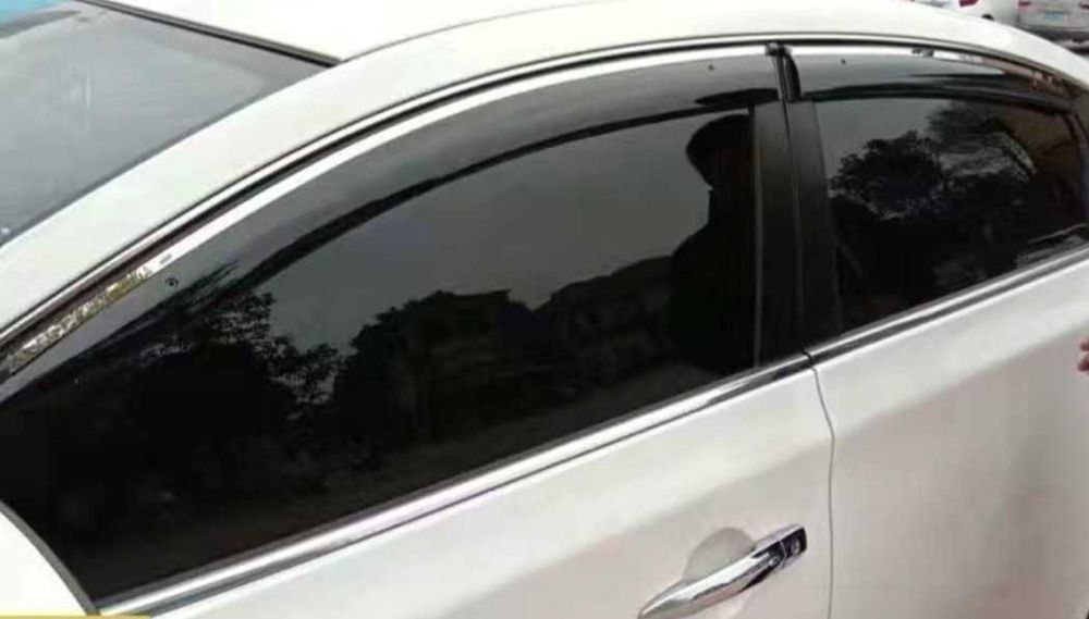 Автомобильный дефлектор Hyundai Lafesta 2023,2024г.в. (Ветровик)