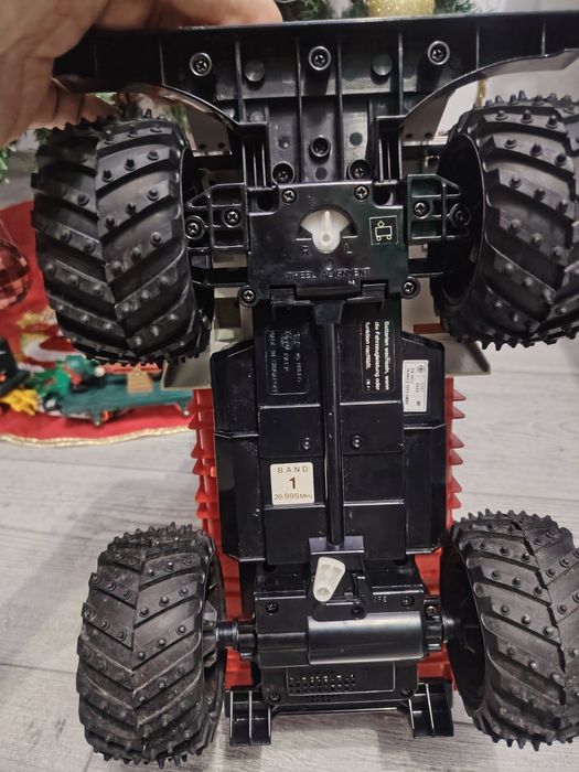 Mașinuța Nikko,Singapore