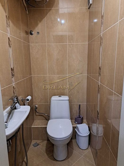 Дава се офис под наем в Центъра! 71874287