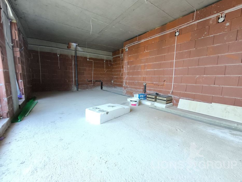 Продава се Тристаен апартамент в Варна, Изгрев - 99 кв.м за 696 €/кв.м - Снимка #7