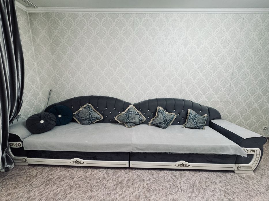 Продам диван 4 м