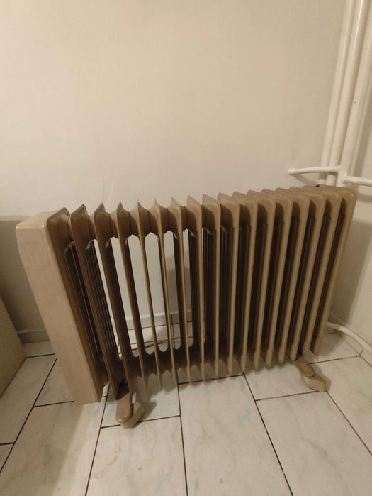 Маслен електрически радиатор