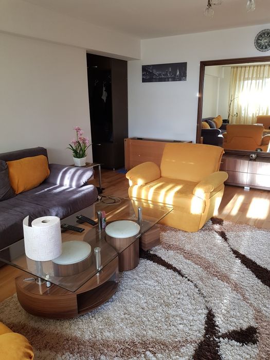 Apartament de închiriat