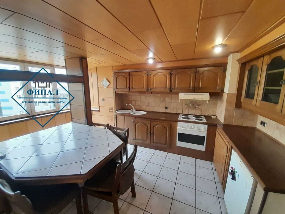 Продава се Двустаен апартамент в Шумен, Тракия - 67 кв.м за 1104 €/кв.м - Снимка #6