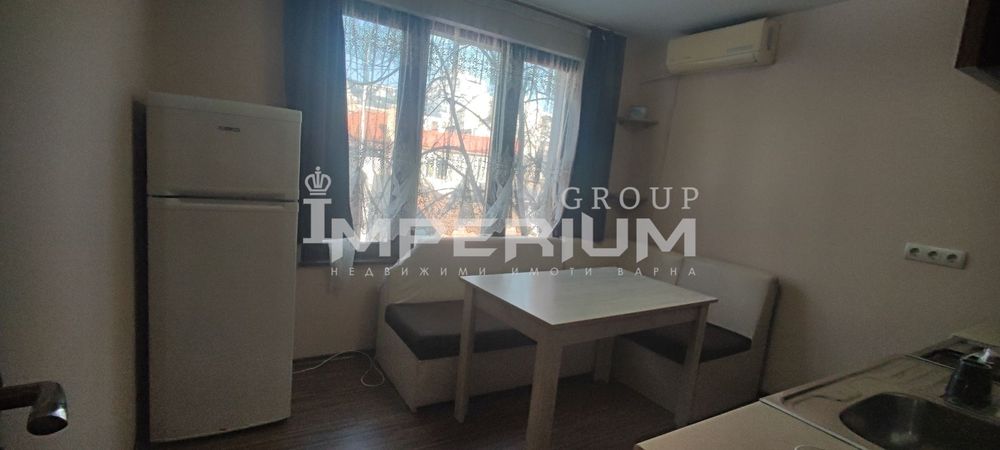 360€   Двустаен обзаведен апартамент под наем Колхозен пазар, гр. Вар