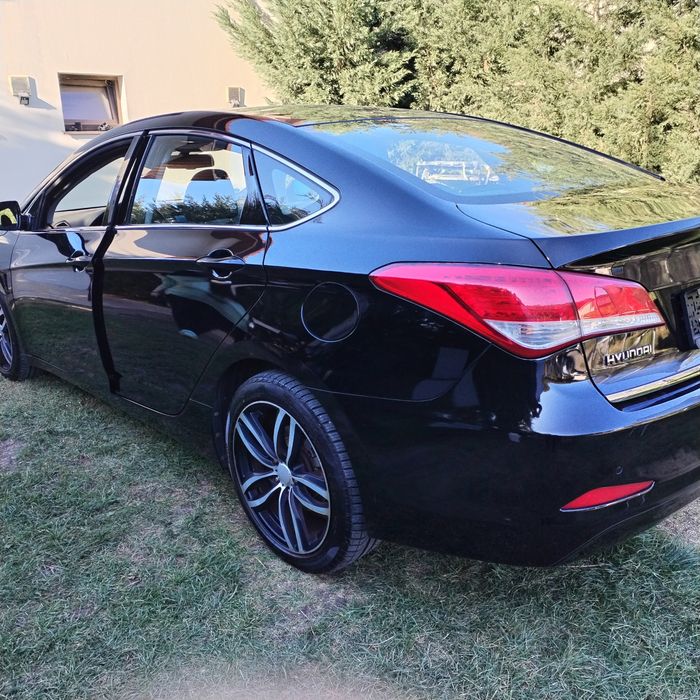 HYUNDAI i40 2012 — imagine 3