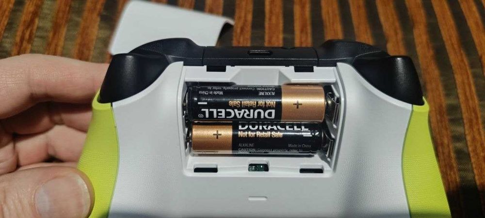 Xbox Wireless Controller Series S/X Electric Volt