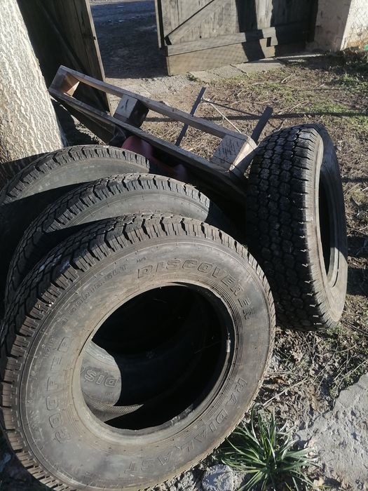 Всесезонни /зимни/  гуми за бус или джип