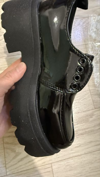 Женская обувь новая