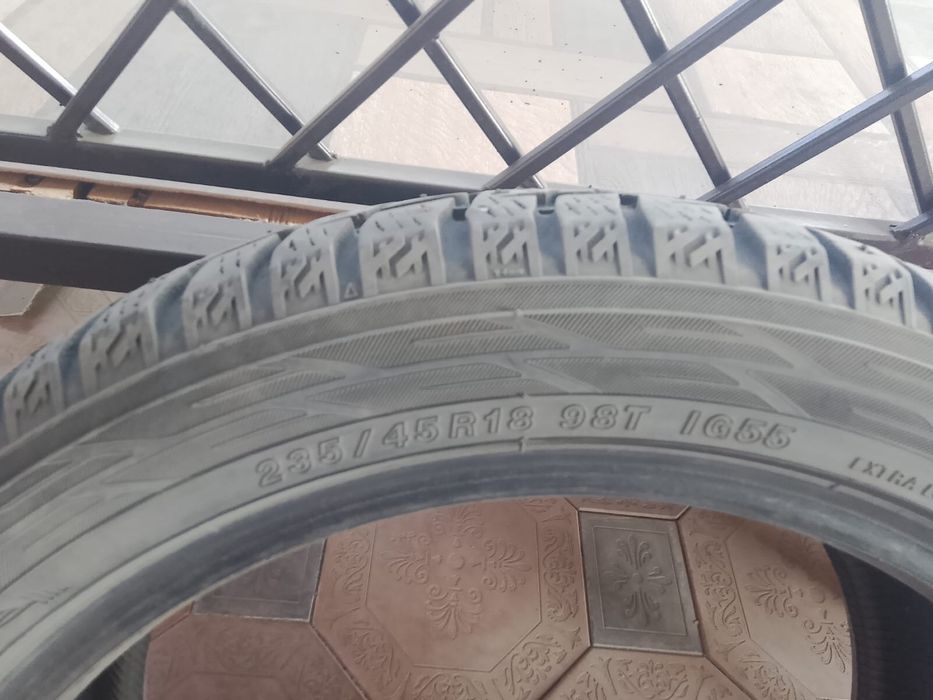 Продам шины зимние
