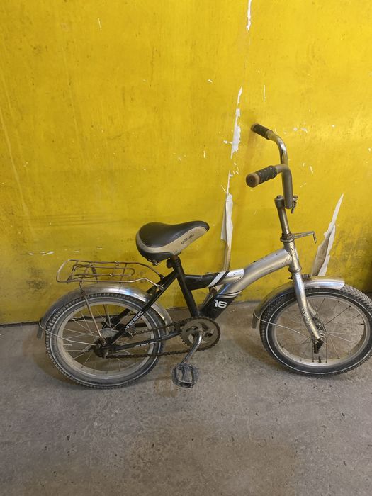 Велосипед Размер 16 Состояние среднее