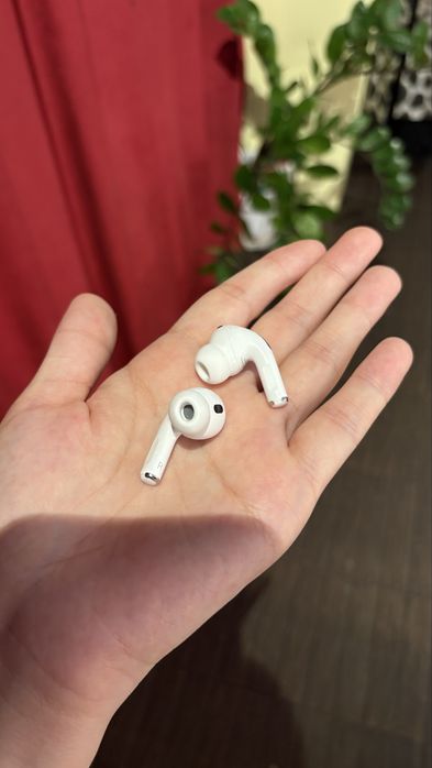 Apple AirPods Pro 2