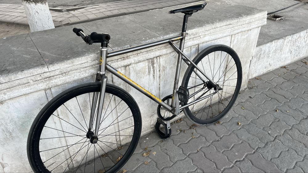 Продам фикс intro7tech fs-01 gt