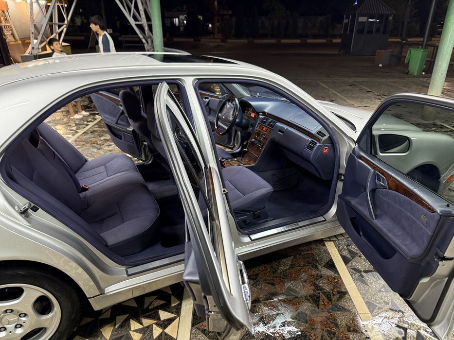 Mersedes Benz w210 idealniy sostayaniya srochna sotiladi