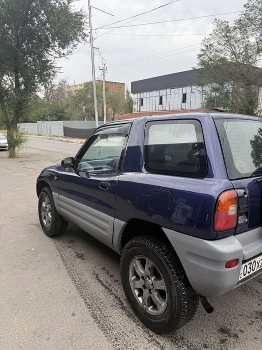 Продам авто Рав 4 в отличном состояние