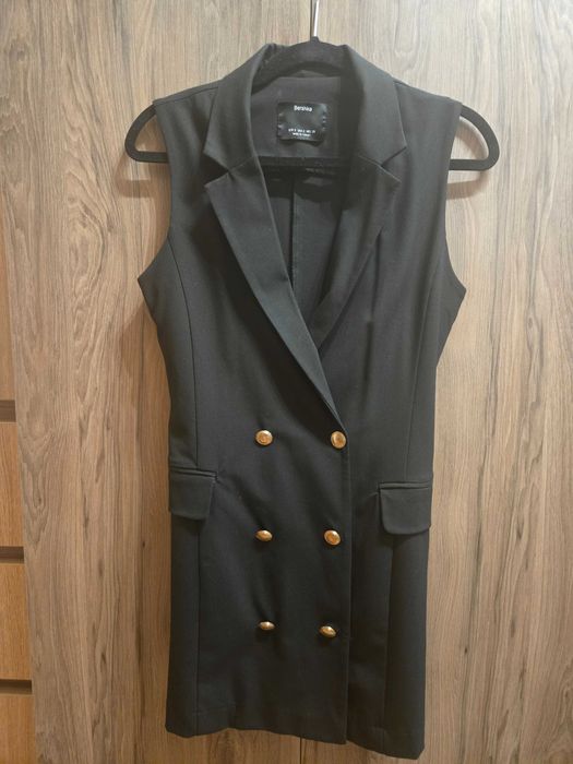 Костюм от две части