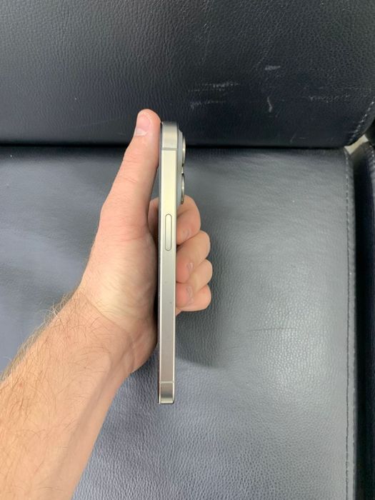 Айфон 15 про 256 в отличном состоянии