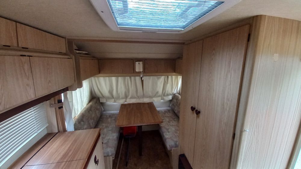 Каравана Chateau 380