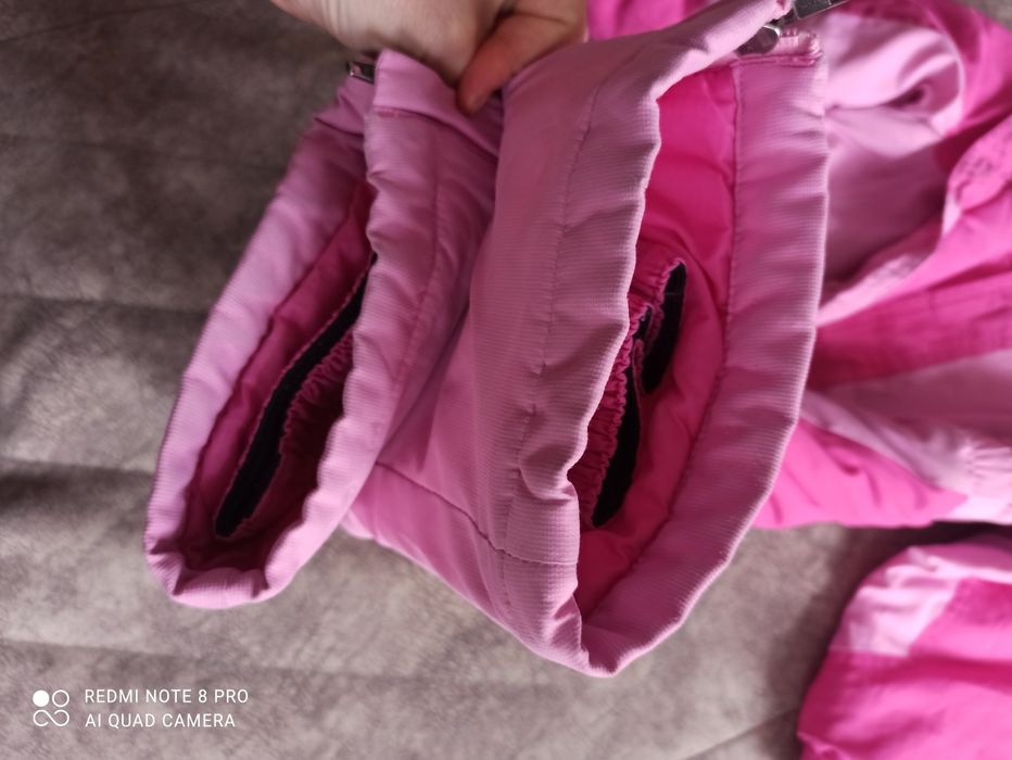 Продам комбинезон весенний.