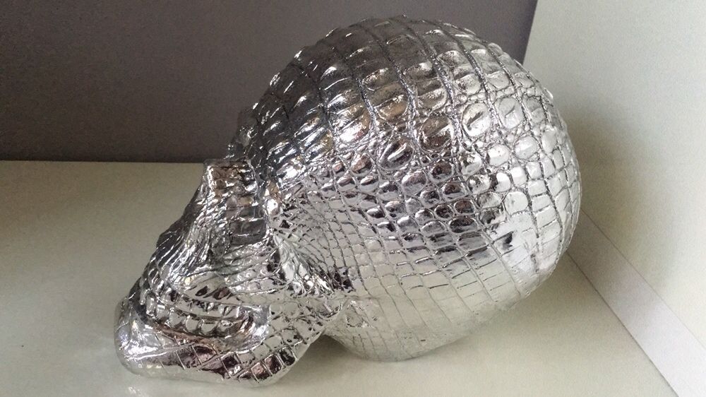 Декоративен череп