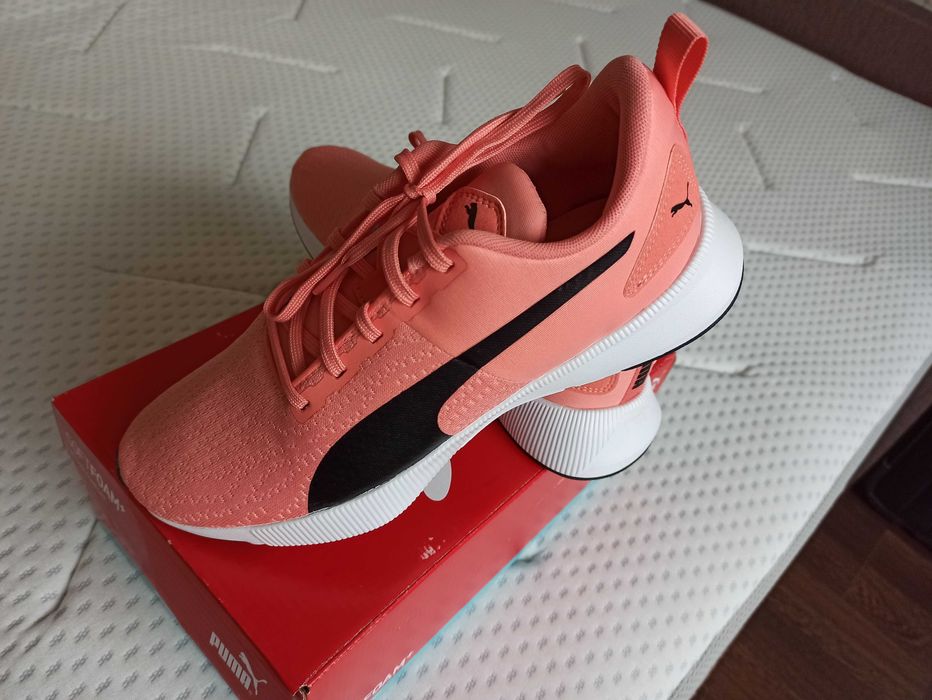 Нови оригинални маратонки Puma, 39 н.