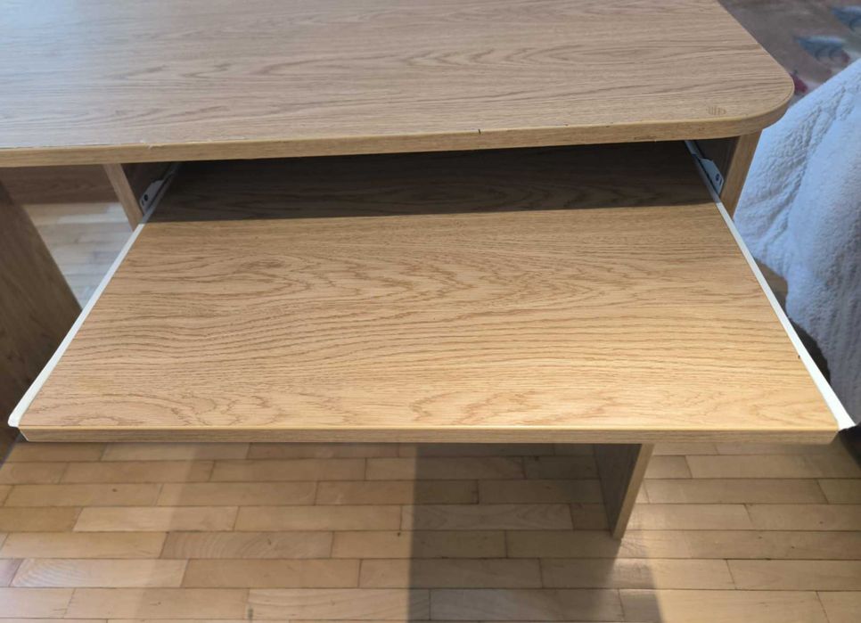 Голямо бюро + шкаф с 3 чекмеджета