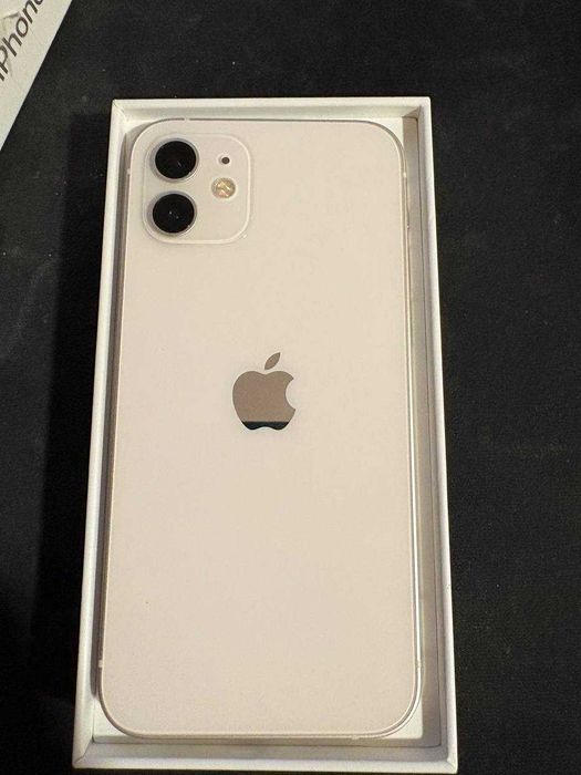 iPhone 12, 64GB Отлично Състояние