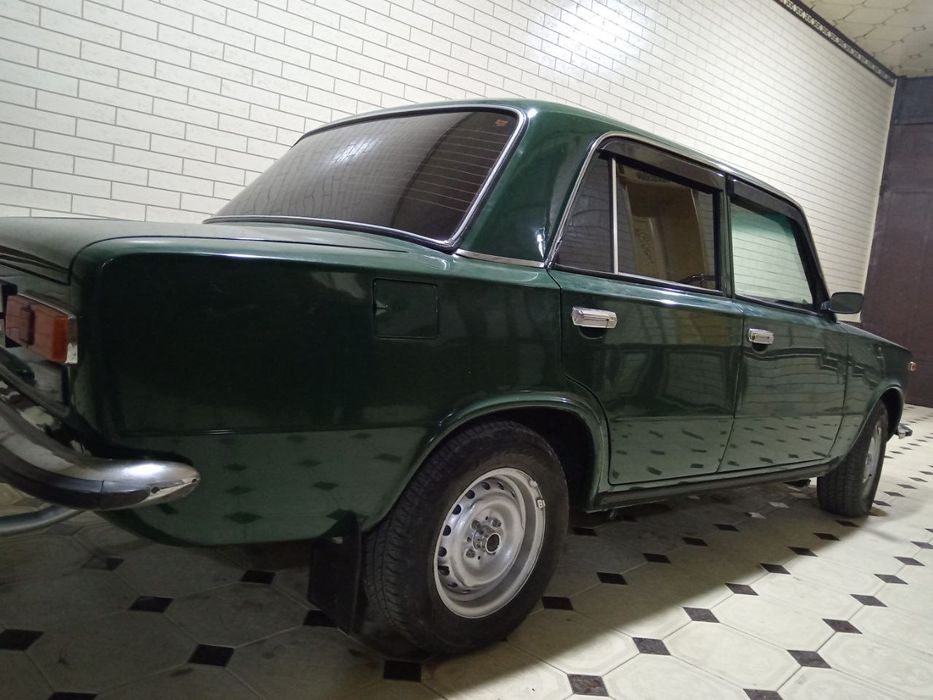 Ваз 2101 срочна сотилади мерс рул мерс бар мерс манитор мерс сидения