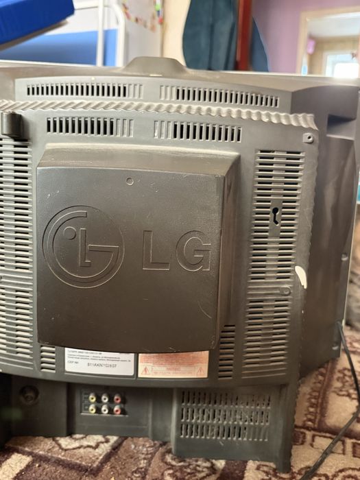 Протам кинескопный  телевизор lg