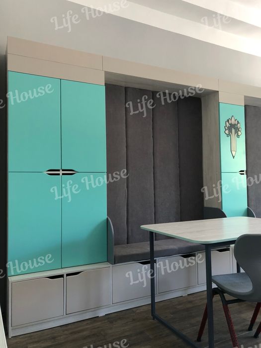 Мебель на заказ для школы, учебного центра, детского сада