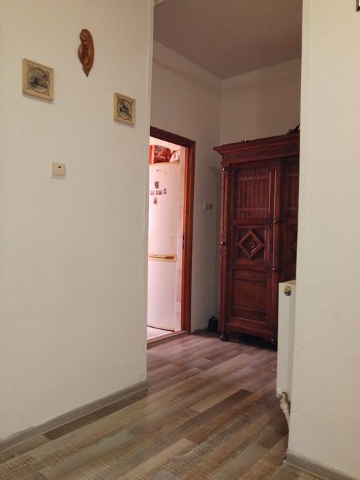 Garsoniera de vânzare