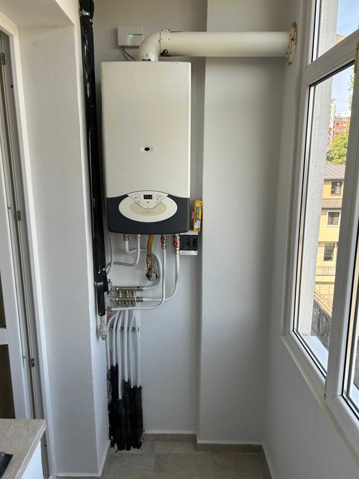 Продава се Четиристаен апартамент в Велико Търново, Колю Фичето - 91 кв.м за 1891 €/кв.м - Снимка #11