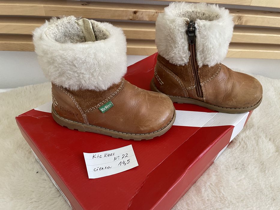 KicKers ботушки номер 22