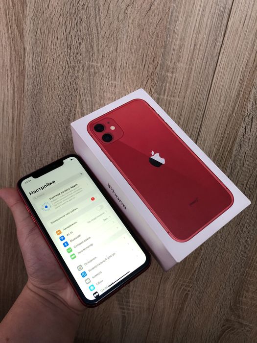 В продаже Айфон 11. 64Gb