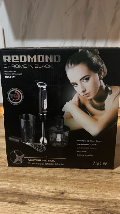 Продам Блендер Redmond в коробке