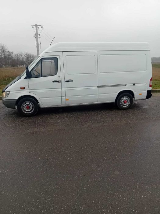 Microbuz Mercedes Sprinter 311, an 2004