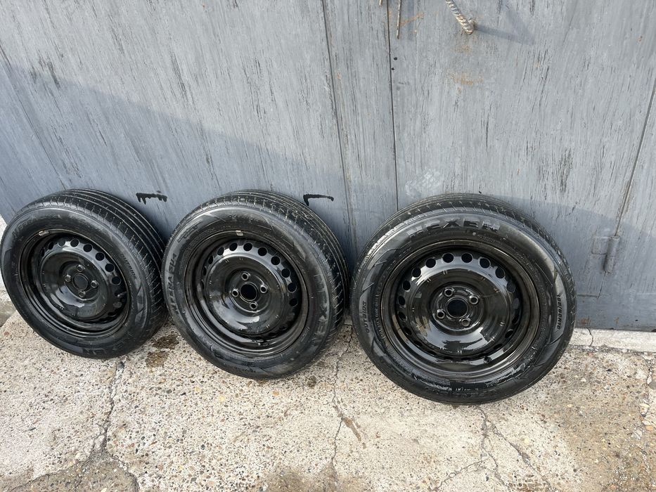 Продам шины 185/65 R15