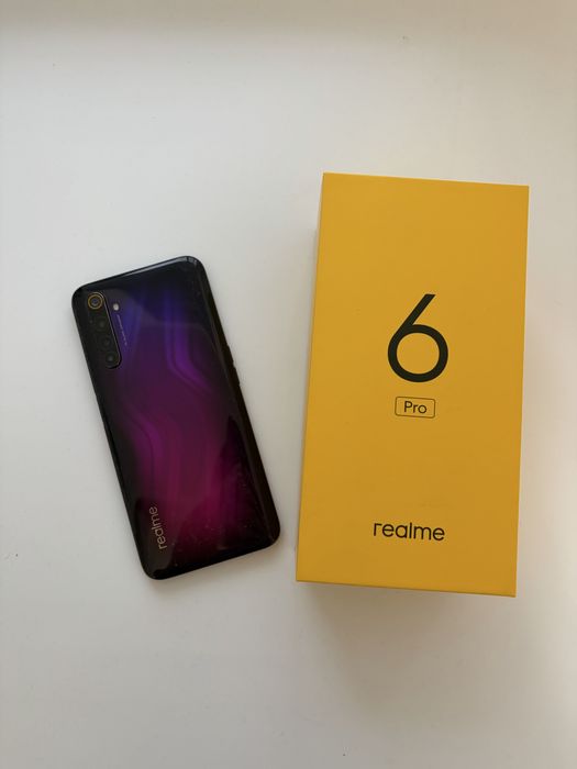 Продам смартфон Realme